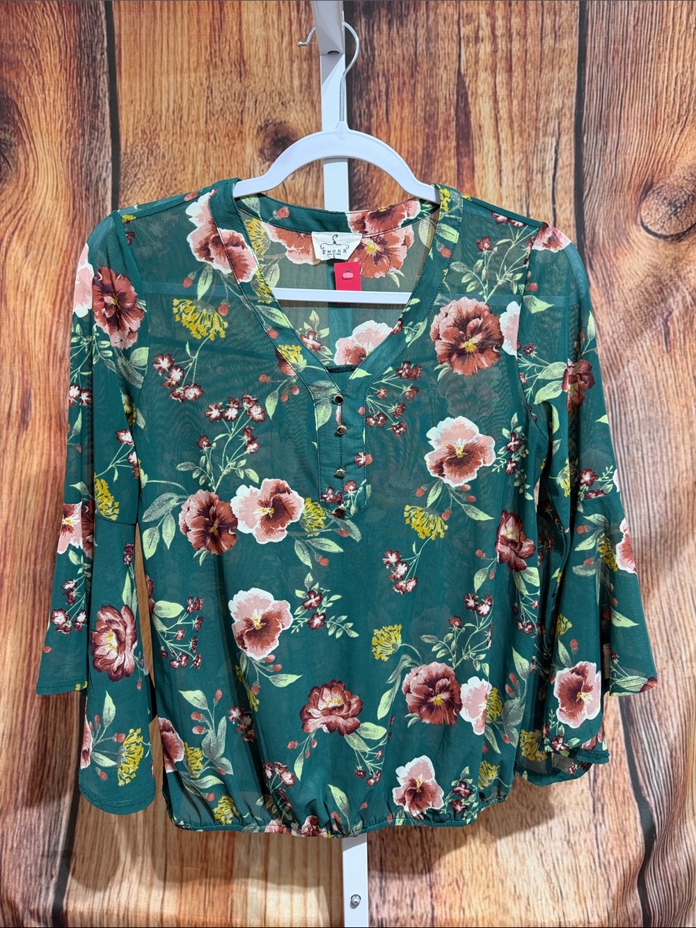 🚨(4/$10) Ember Bell Sleeve Blouse Size S
